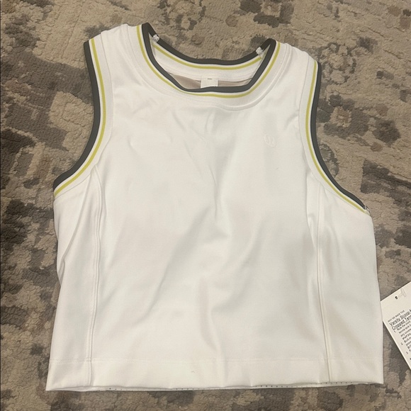 LULULEMON Varsity Scoop-Neck Cropped Tennis Tank Top Medium Support, B/C Cup NWT - Picture 9 of 14